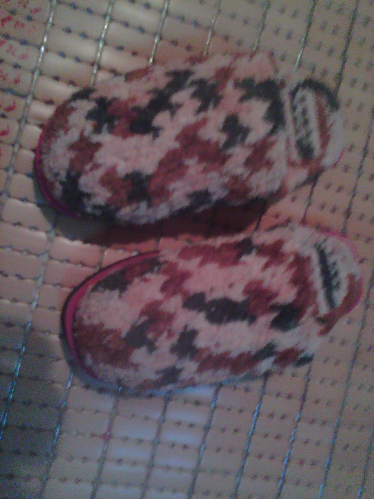 �������ã�4��5����㴩Ŷ������