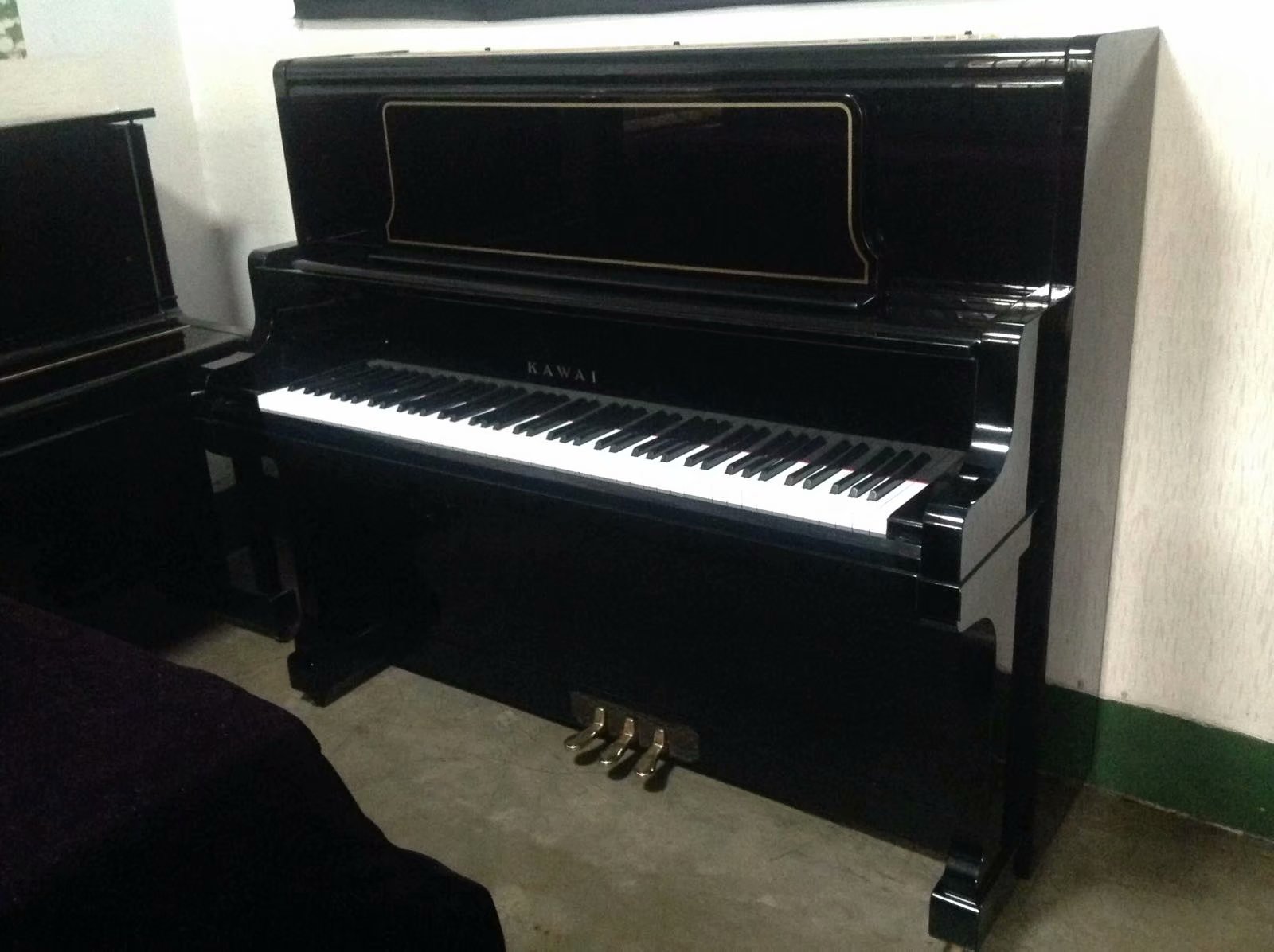 淄博买二手钢琴多少钱的好 